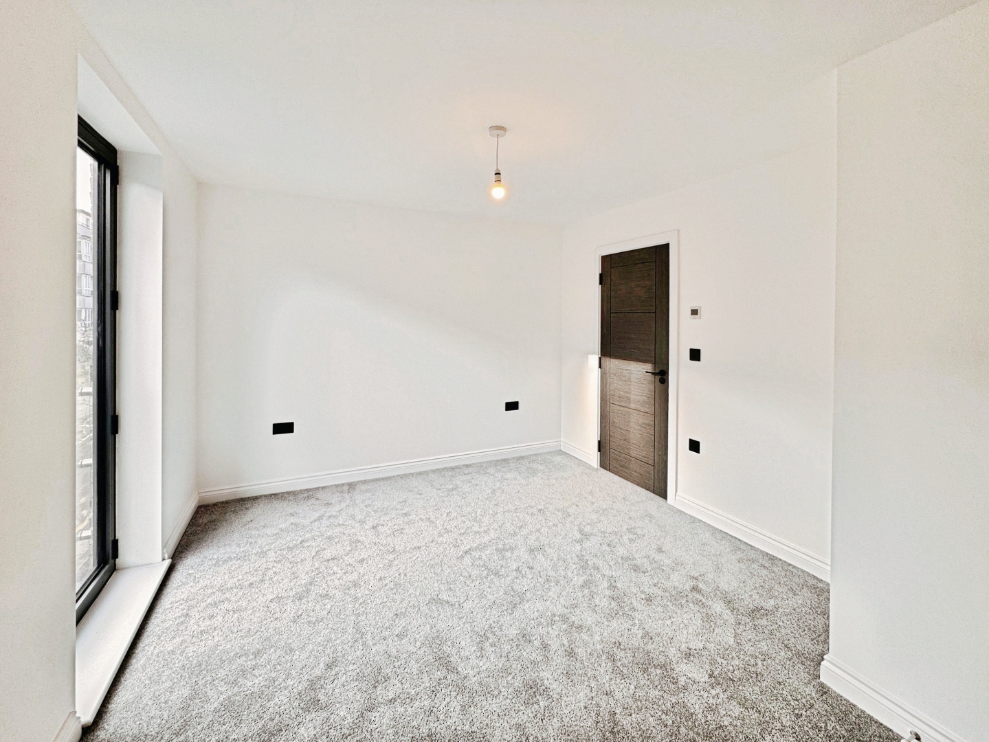pbox-bedroom-427330.jpg